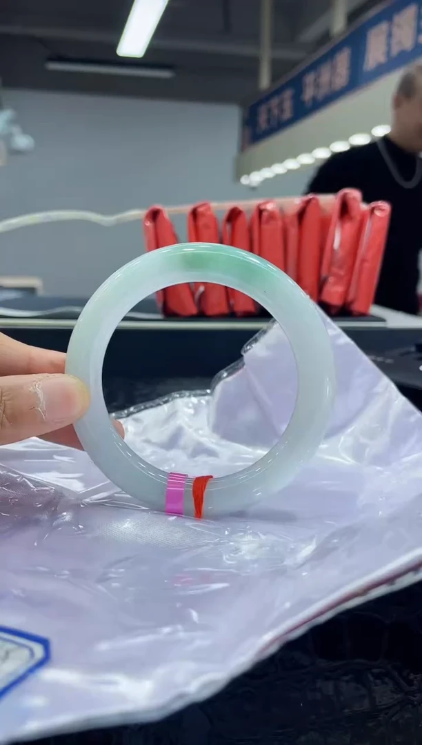 未镶嵌手镯翡翠14