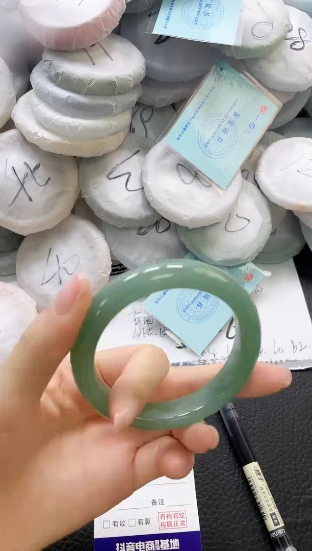未镶嵌手镯石英质玉54-58