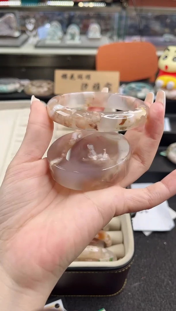 未镶嵌手镯石英质玉61圈口（赠品镯心）6346239