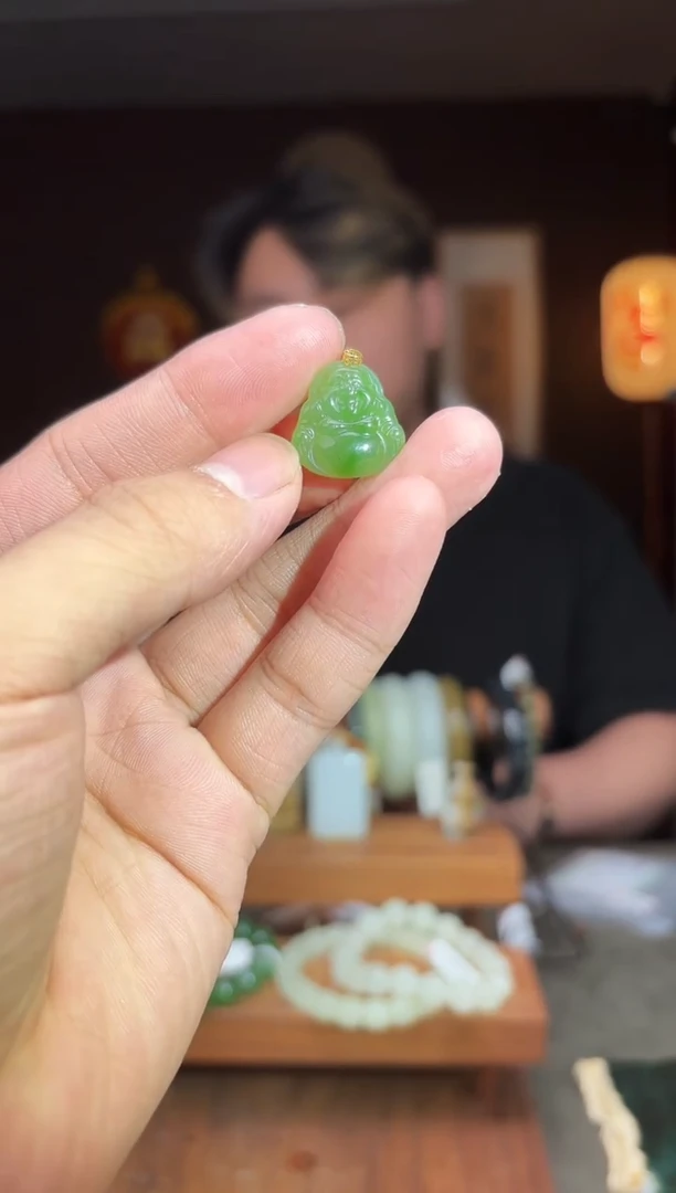 未镶嵌和田玉把件kk26-弥勒佛