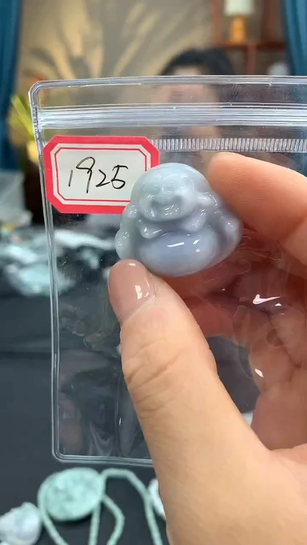 翡翠未镶嵌颈饰佛公1925