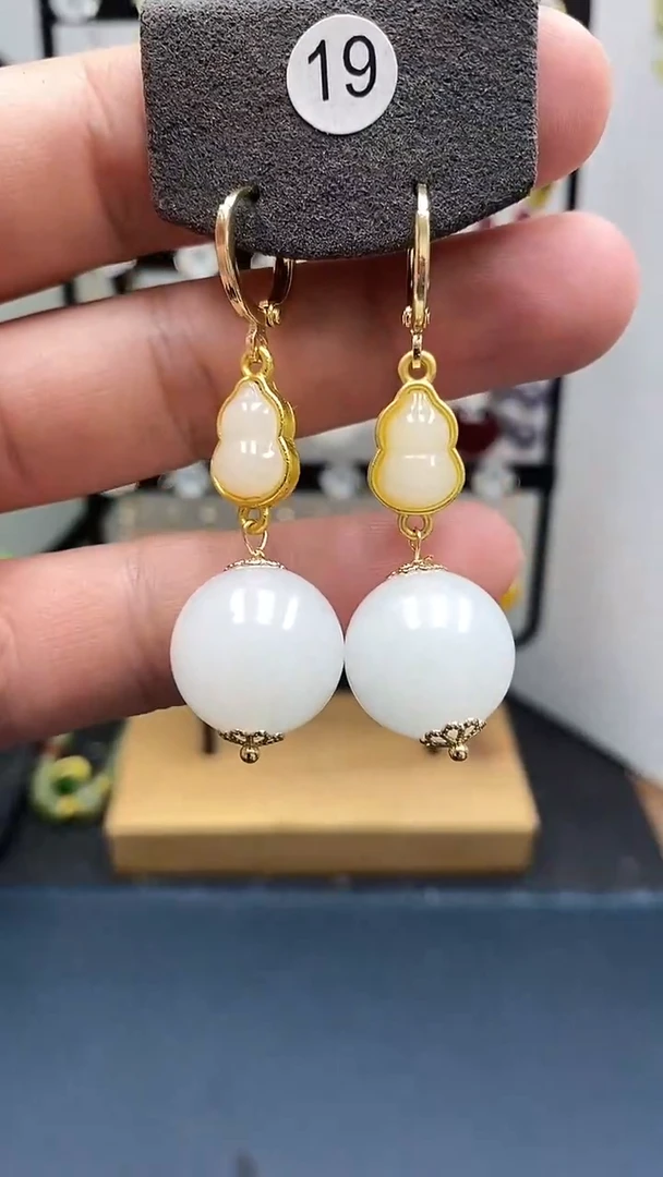 和田玉银S925镀金镶嵌耳饰尺寸16mm耳扣E02