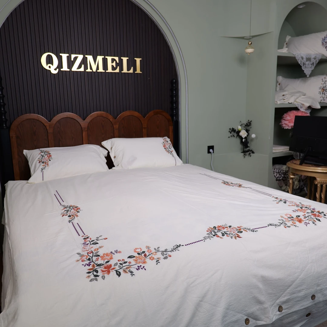 QIZMELI四件套复古古风亚麻面料绣花款橙色