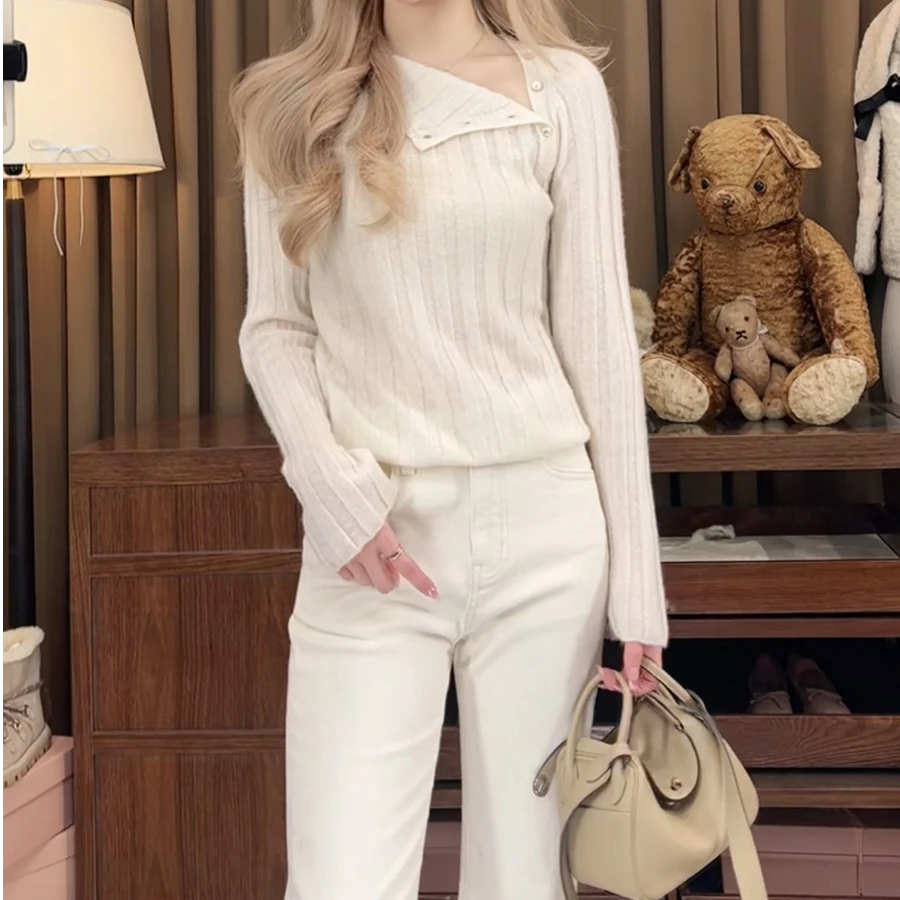 “奶霜MilkCream”双开扣设计感针织上衣女洋气保暖温柔显瘦针织衫