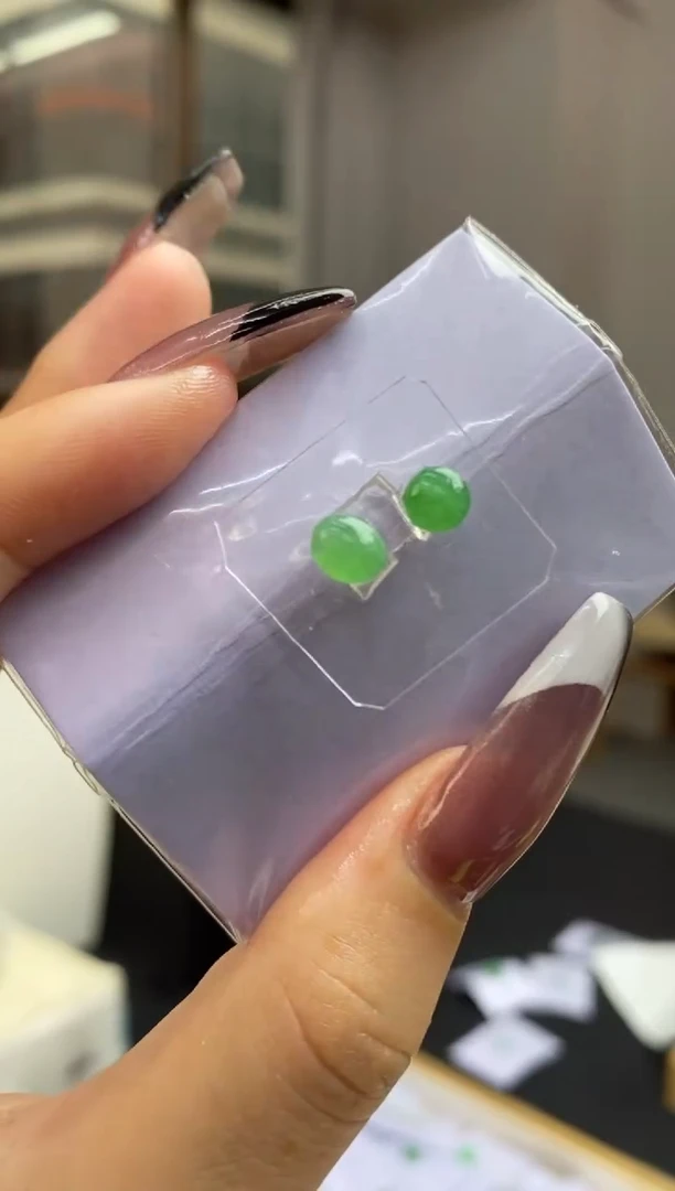 定制翡翠未镶嵌翡翠毛货~
