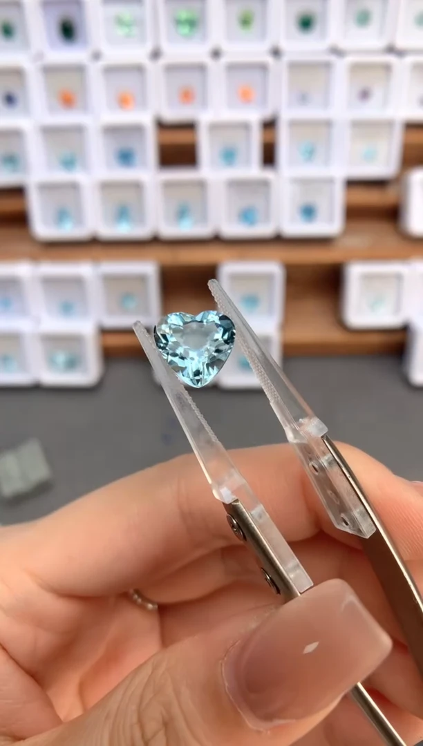 未镶嵌裸石定制海蓝宝石3.65ct 圣玛