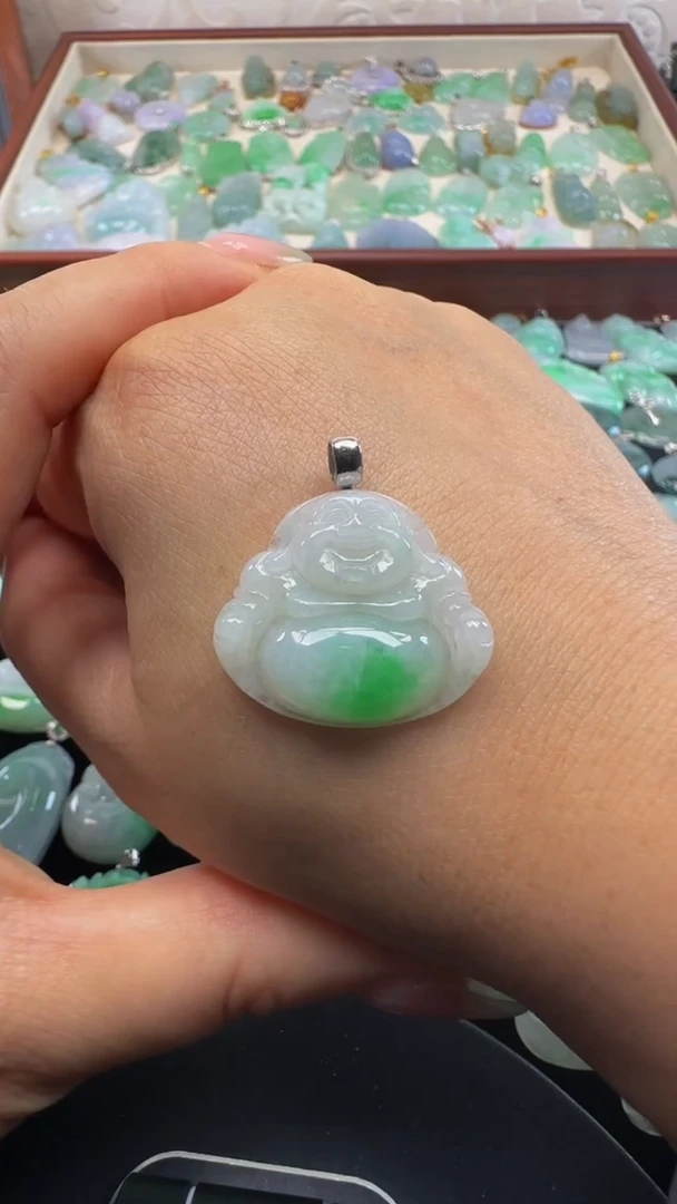 吊坠(不含链)18K金镶嵌翡翠佛公
