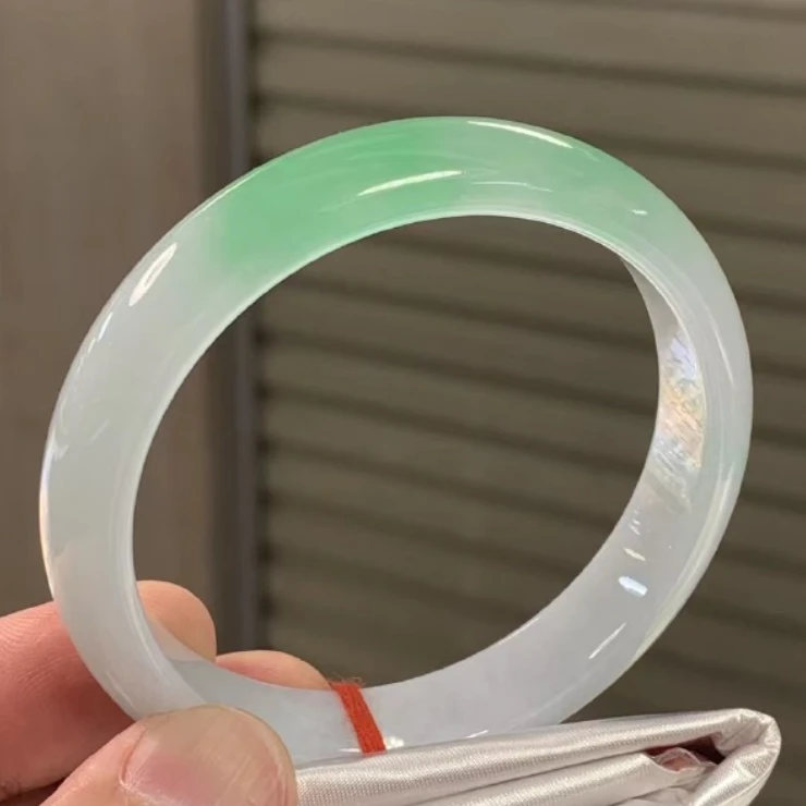 品质女士手镯时尚女款