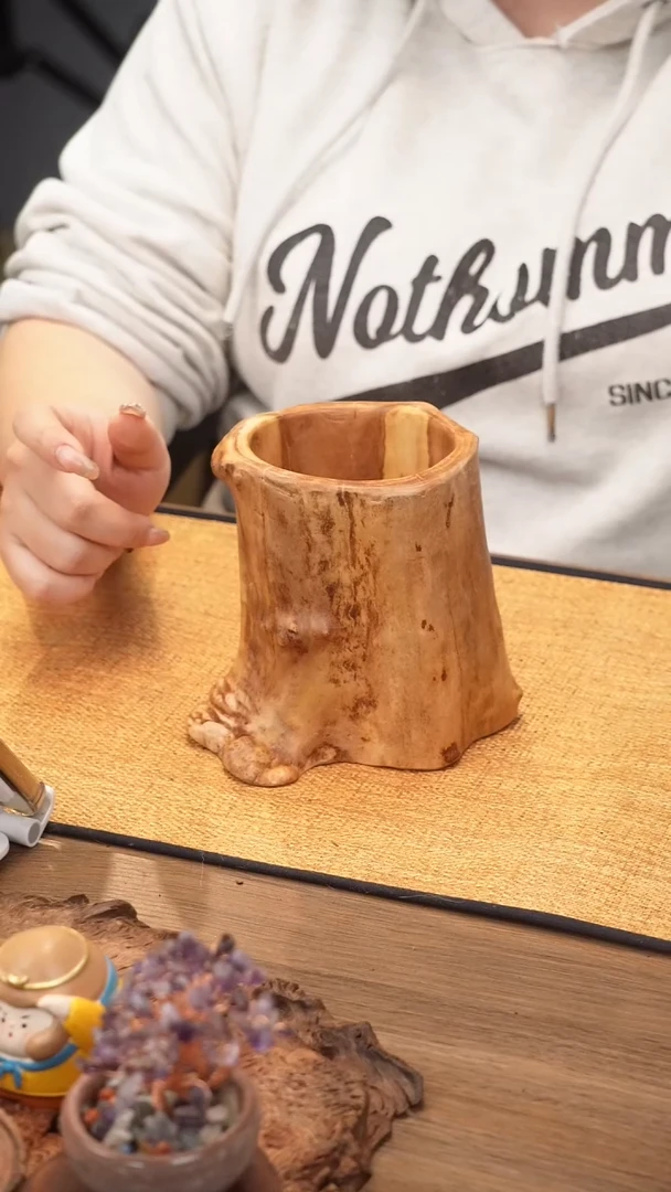 41号云小屋大叶黄杨笔筒