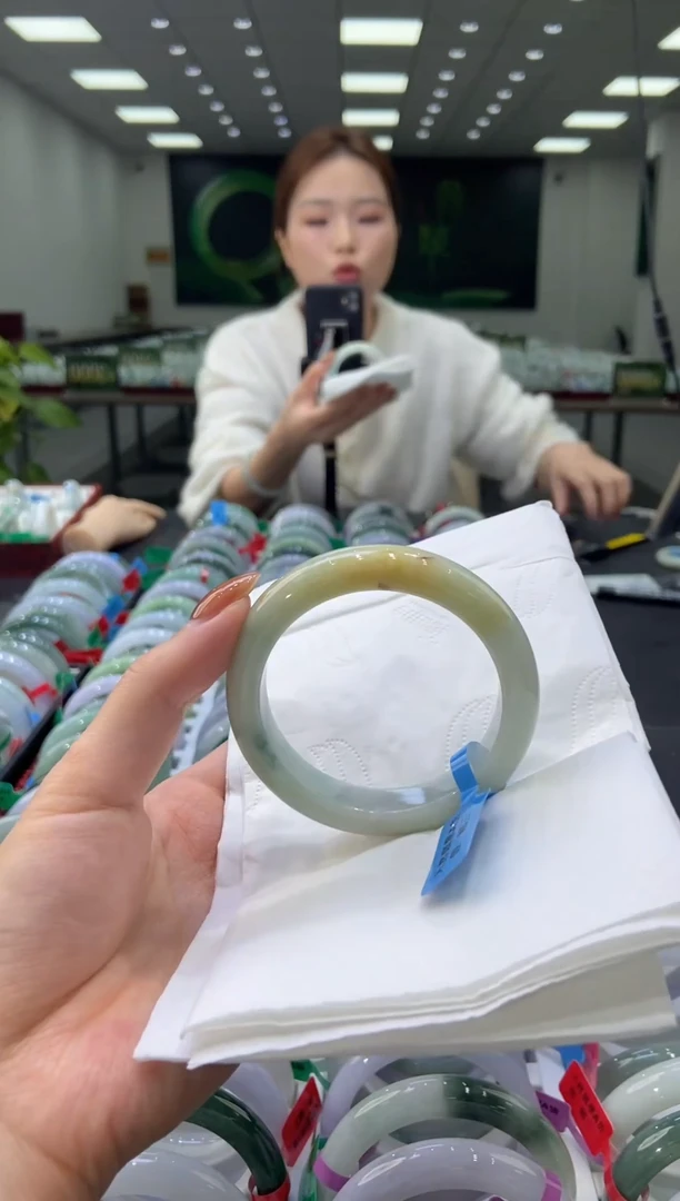 未镶嵌手镯翡翠0040769