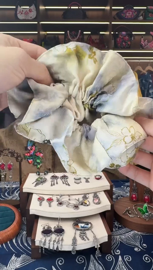 织绣L566黔东南苗族刺绣