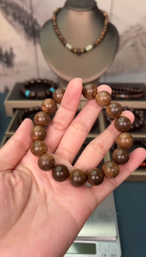 沉香手串孟*越南芽庄白棋楠沉水级高金丝密结老料12mm单圈