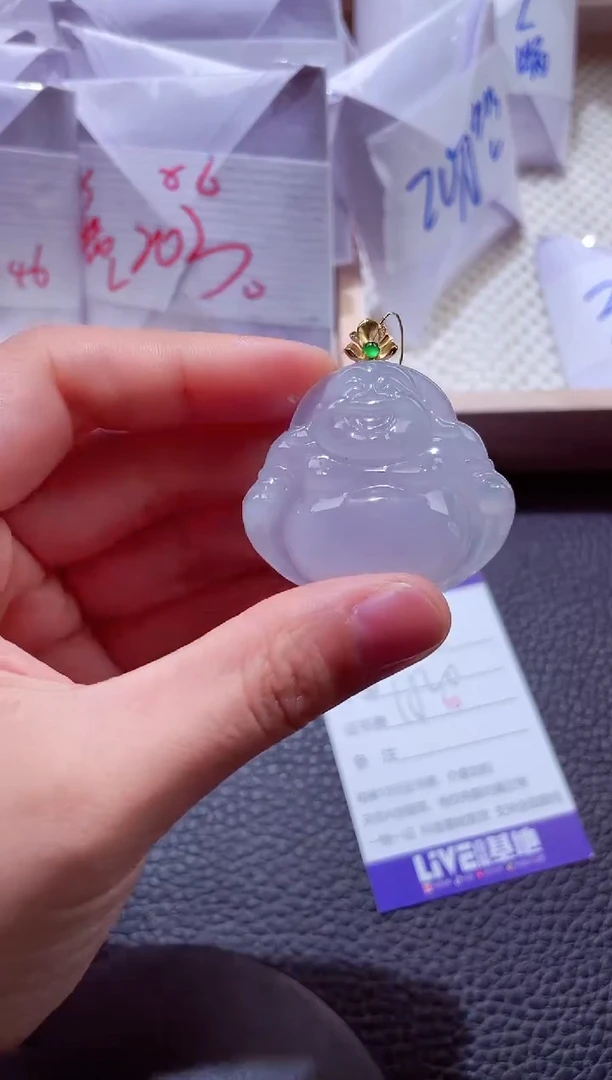 颈饰18K金镶嵌翡翠00009528