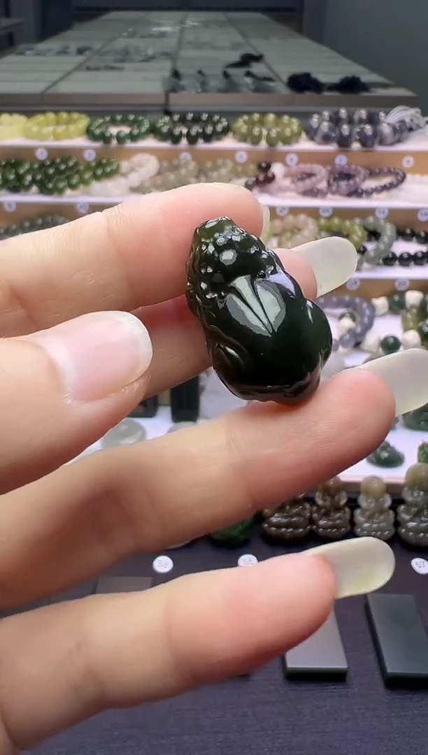 颈饰未镶嵌和田玉49号链接约卡28*17*10