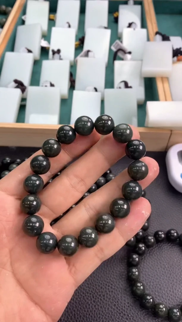 手串未镶嵌和田玉手串