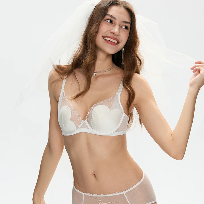 【缪斯心迹】芬狄诗内衣女大胸显小薄杯透气性感蕾丝软支撑文胸