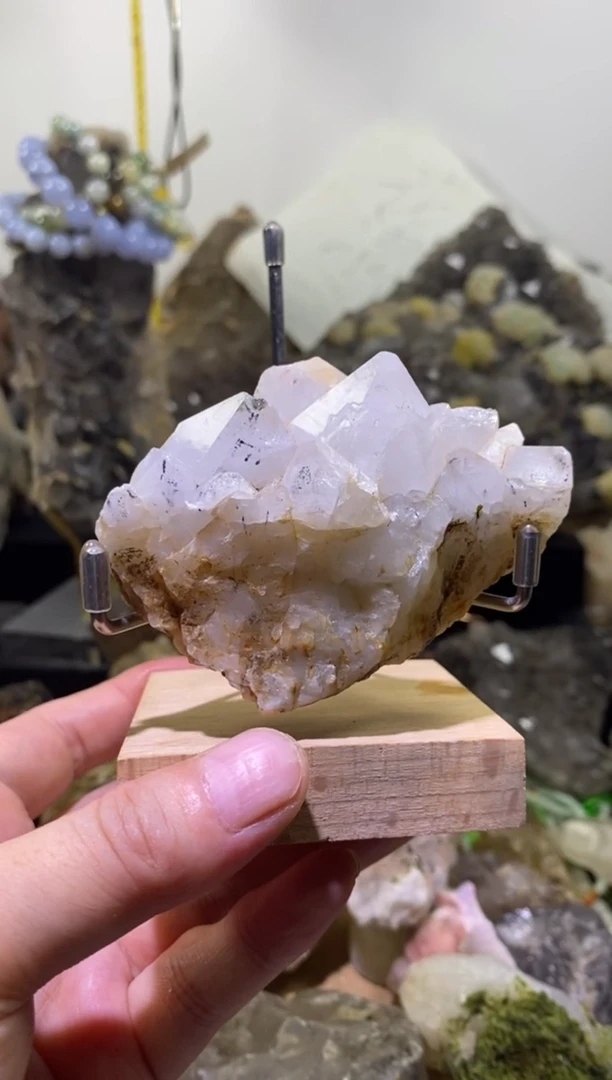 水晶珠宝半成品未镶嵌36号四川花园水晶+发晶绿帘