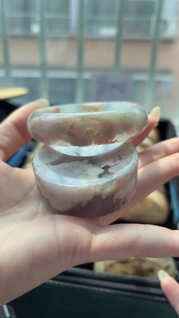 未镶嵌手镯石英质玉A107(53圈赠送镯心)