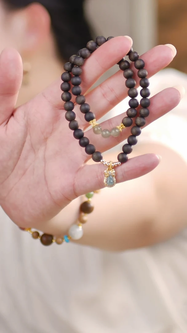 手串未镶嵌和田玉（紫奇楠两圈0.6+蓝水翡翠）