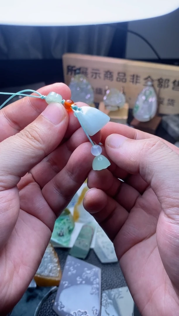 定制翡翠未镶嵌天然缅甸翡翠A货