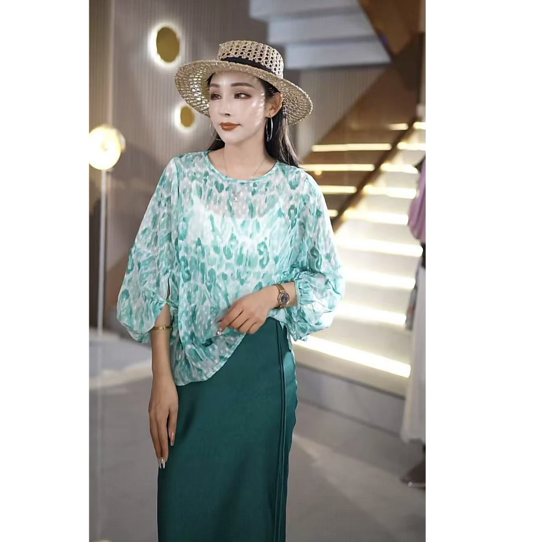 洋气气质时尚百搭设计感显瘦马蹄袖提花绿波点防晒衬衫罩衫ML2N11