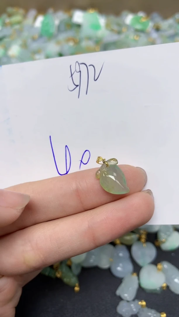 【闪购商品】翡翠颈饰18K金镶嵌天然翡翠A货