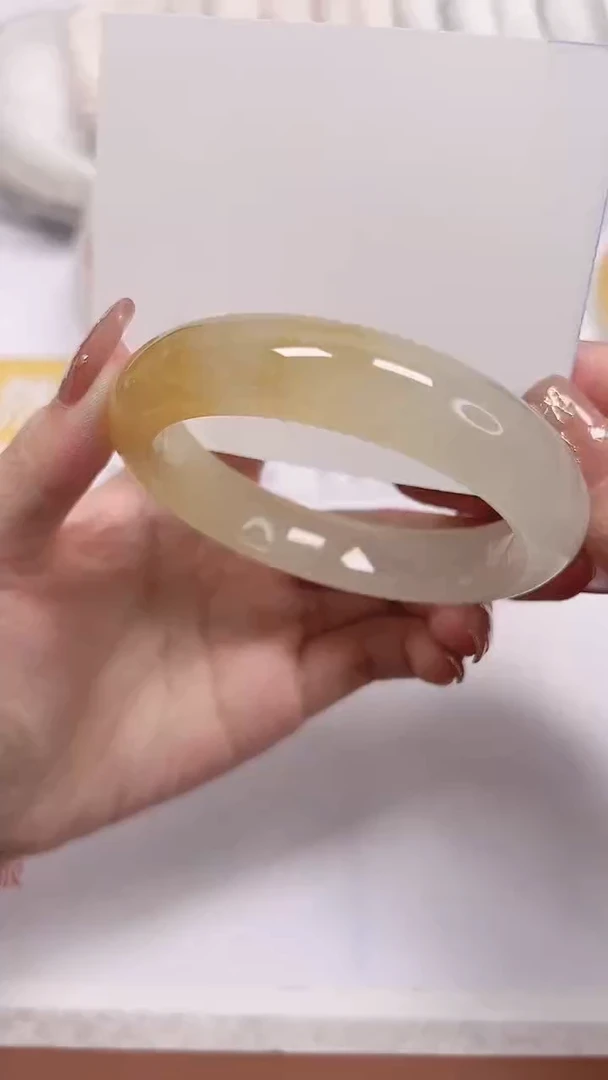 石英质玉手镯未镶嵌a325-59