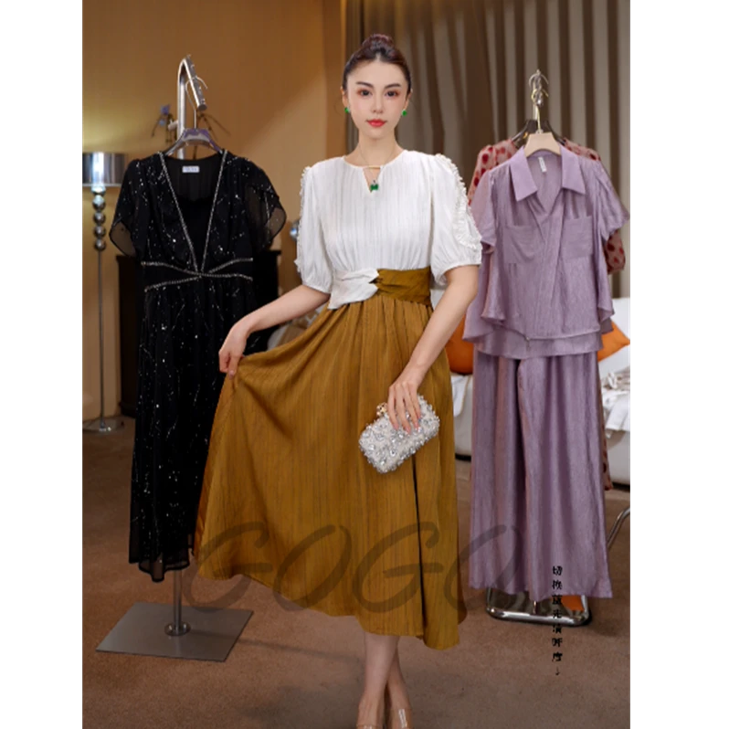 G6201高级小众不撞款裙子2025新款女短袖撞色V领连衣裙中长裙