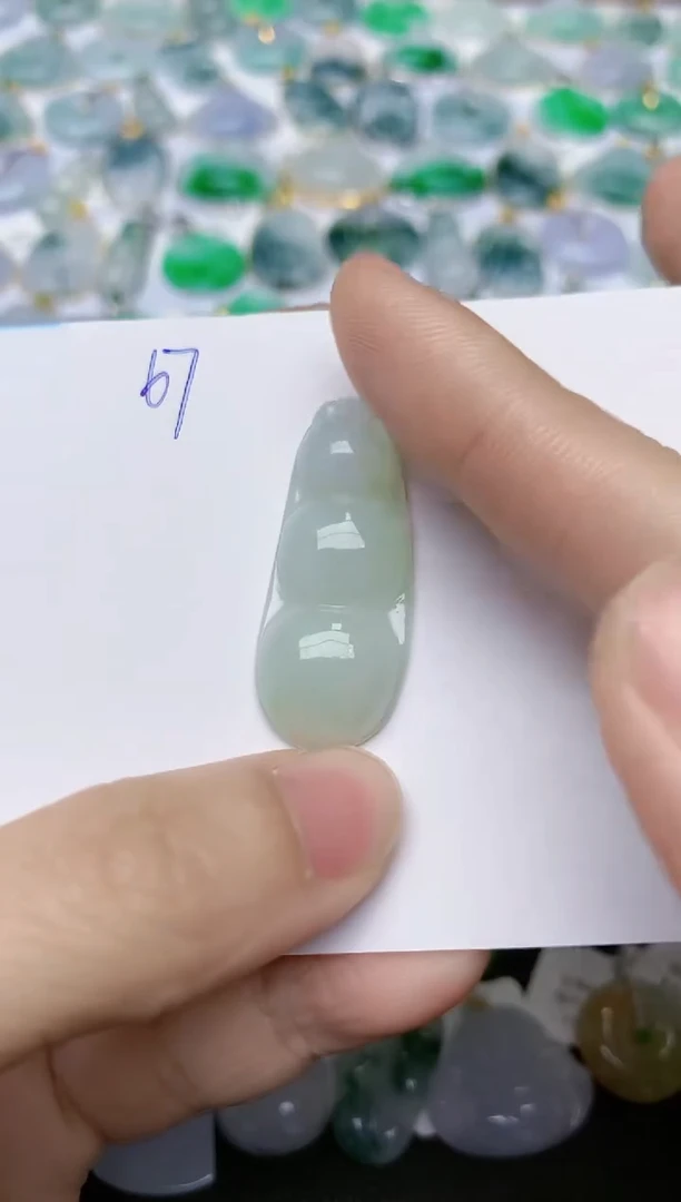 【闪购商品】翡翠颈饰未镶嵌天然翡翠A货