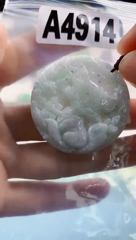 翡翠未镶嵌颈饰天然翡翠吊坠挂件