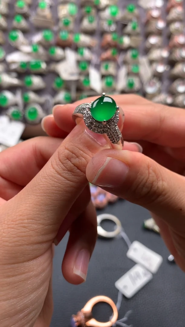 未镶嵌定制翡翠天然缅甸翡翠戒面 10.25