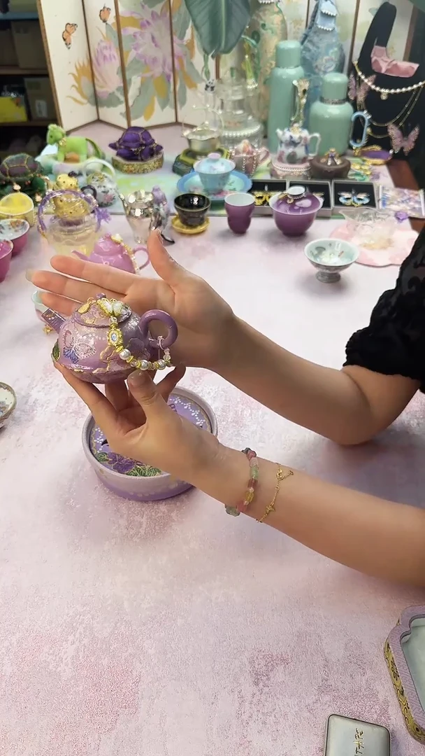 71紫色金时绘紫砂壶