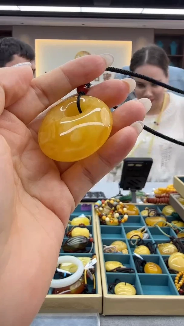 琥珀颈饰未镶嵌256秒拍号 假一罚三 8mm