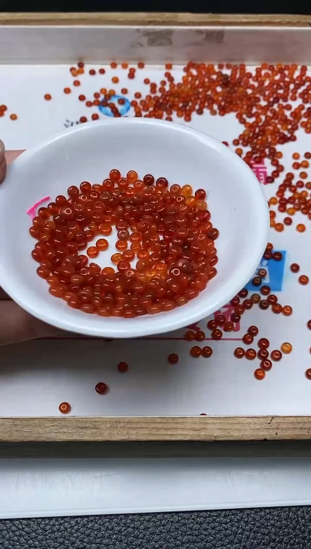 南红玛瑙散珠未镶嵌L260南红算盘2*4mm50个9.9元