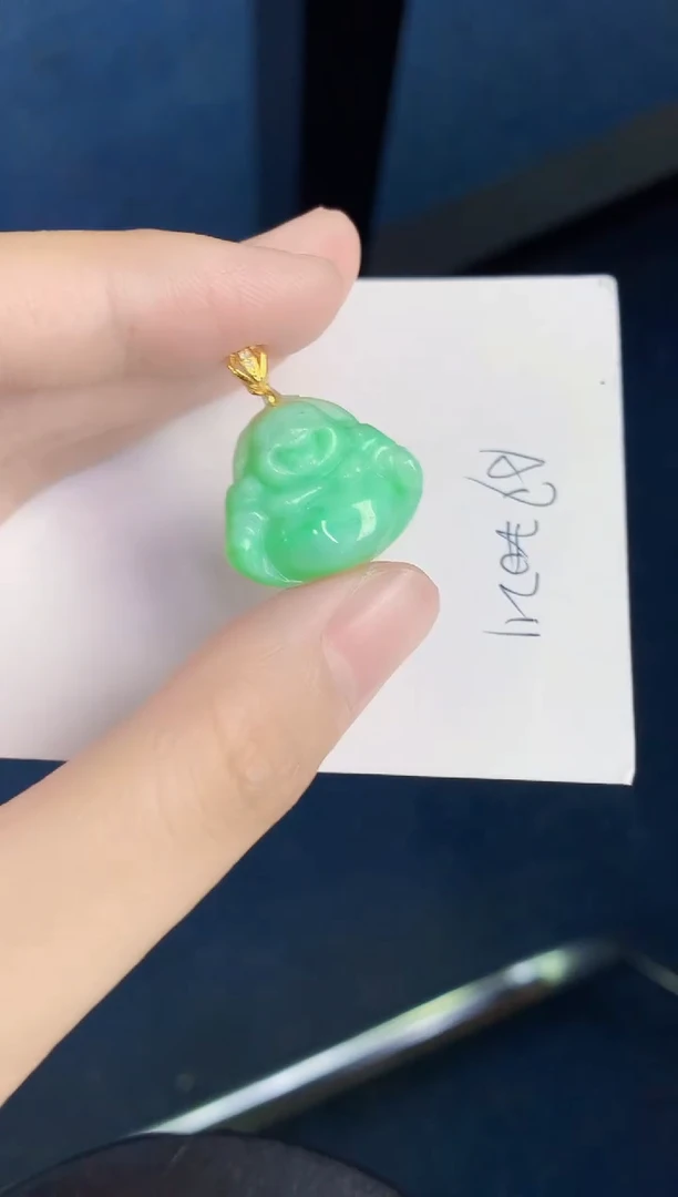 翡翠未镶嵌颈饰天然翡翠緬甸A貨
