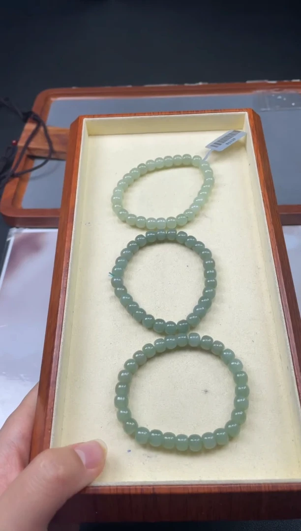 【闪购商品】和田玉手串未镶嵌-21HDJT0128340多样性发其一