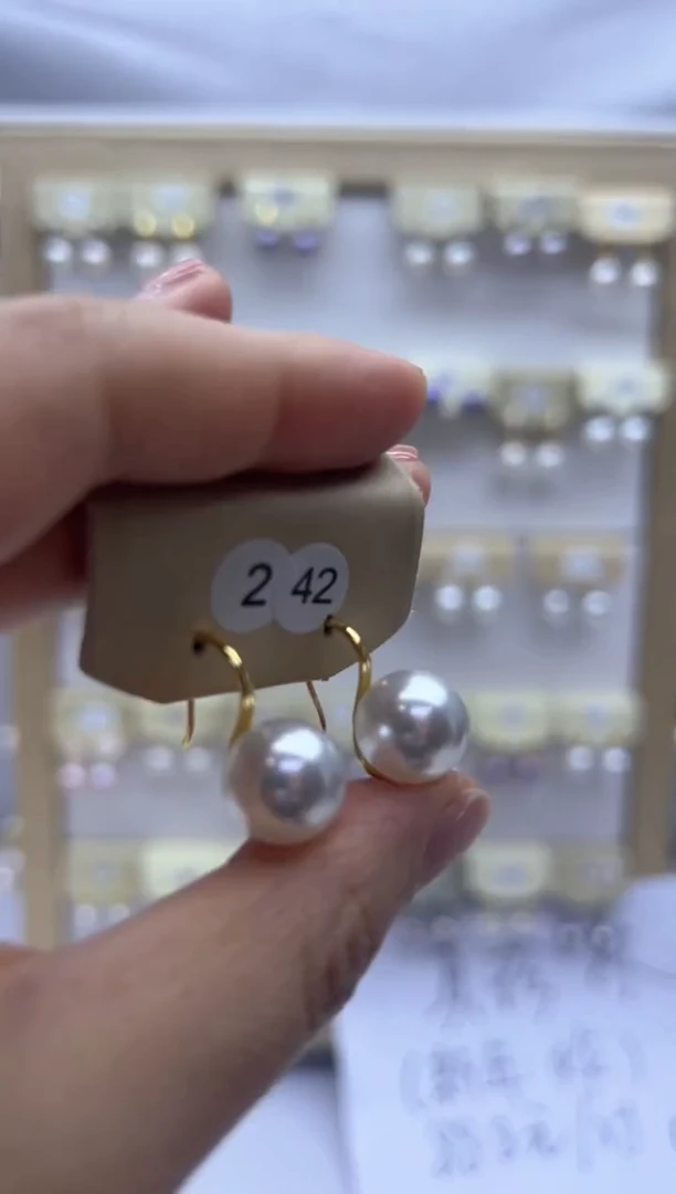 【闪购商品】淡水珍珠耳饰银S925镶嵌242