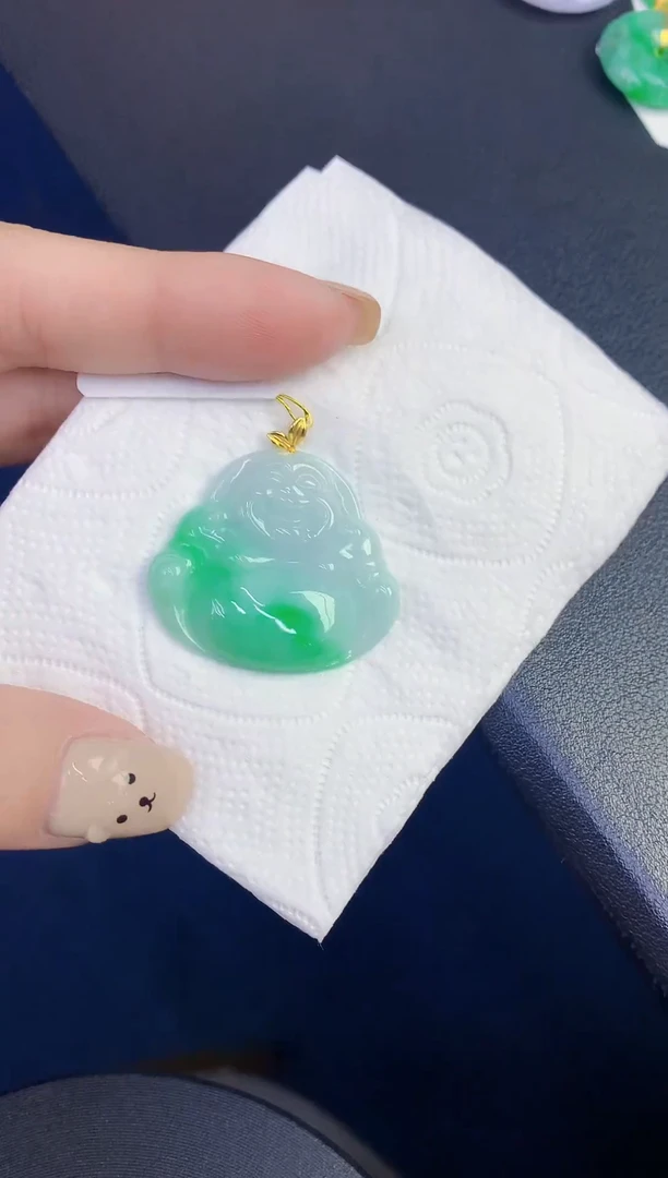 颈饰18K金镶嵌翡翠缅甸天然翡翠A货