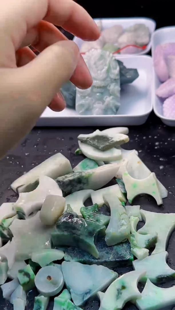 配石翡翠083天然A货翡翠