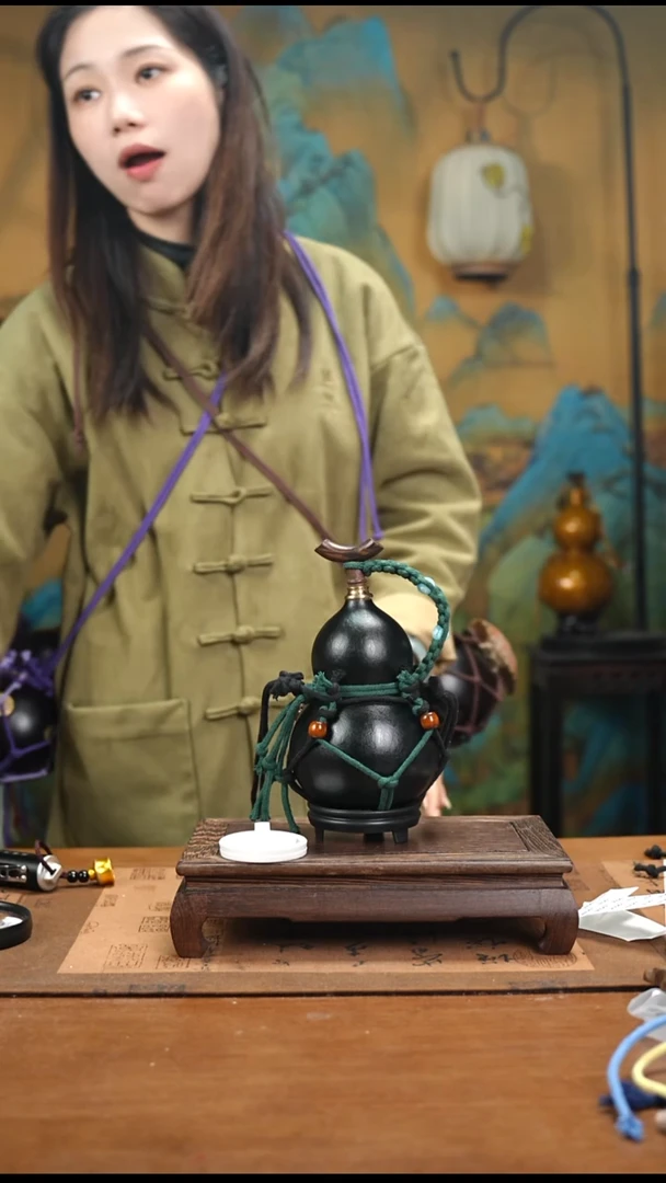 YP083复古网兜款天然酒葫芦（一物一拍）