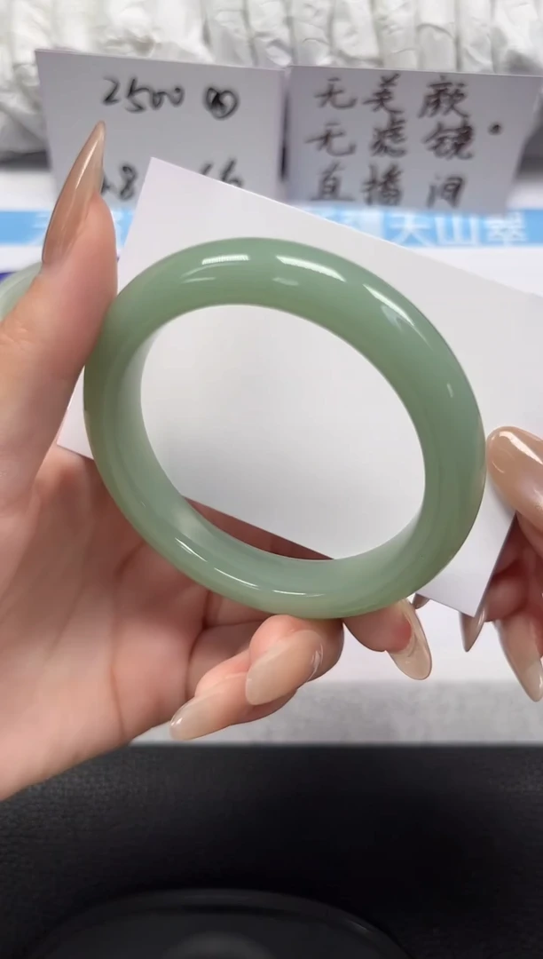 未镶嵌手镯石英岩玉18-54/55