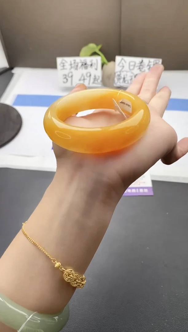 石英质玉手镯未镶嵌j107-H157+