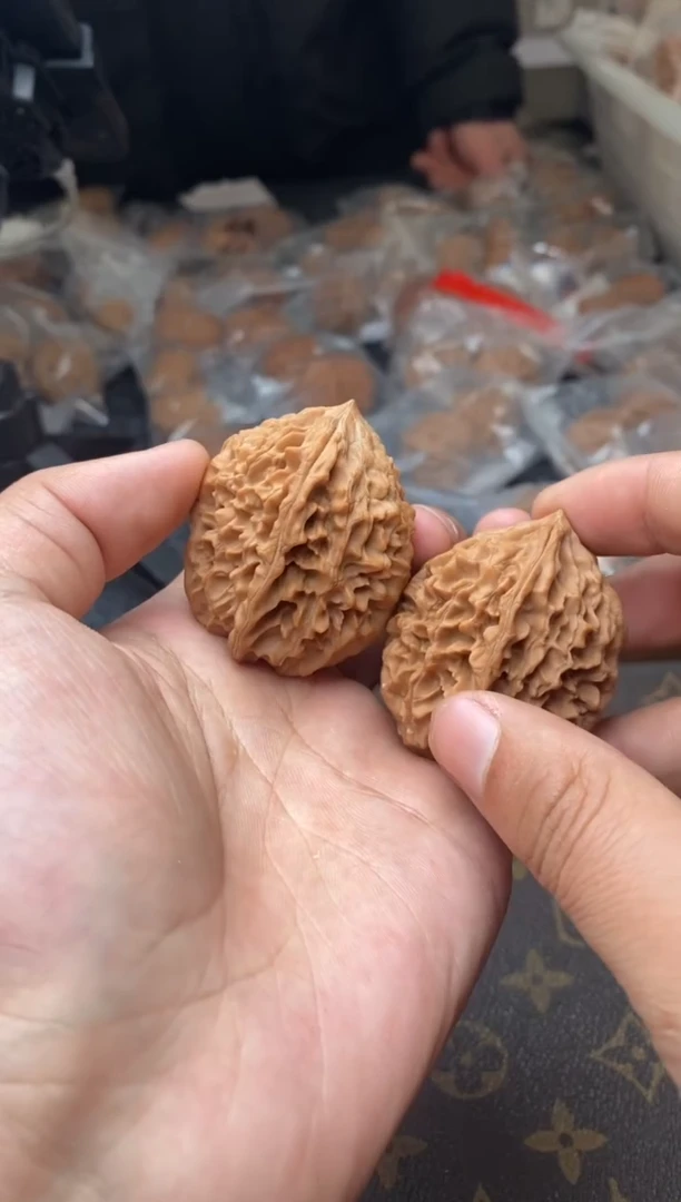 【闪购商品】文玩核桃把件A114号35尺招财鼠