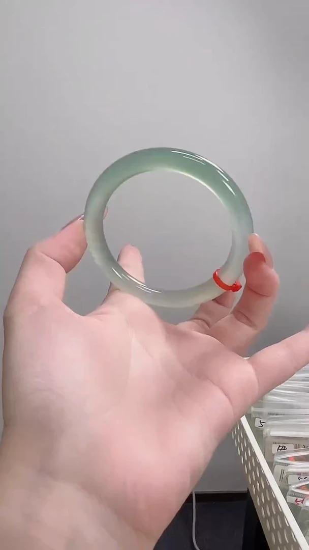 手镯玛瑙/玉髓未镶嵌56-57圆条