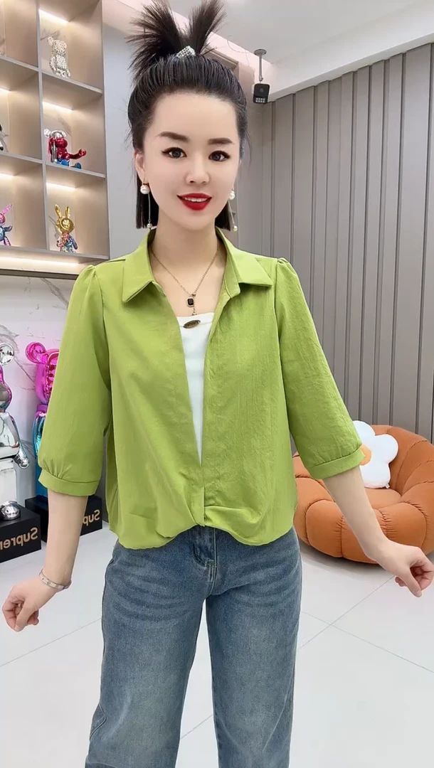 2025春夏新款时髦气质女人设计感拼接假两件撞色V领中袖衬衫上衣