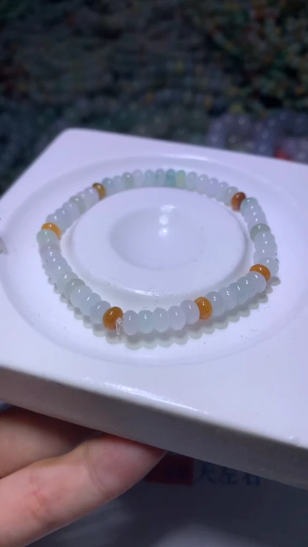翡翠未镶嵌颈饰MXX019992