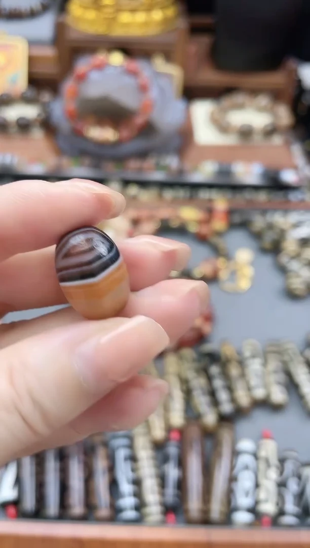 未镶嵌珠珠玛瑙/玉髓天然缠丝药师单珠