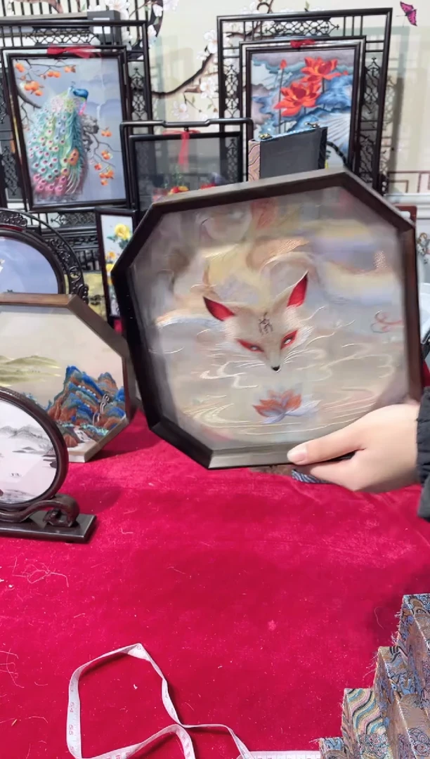 织绣精品苏绣双面绣，成品摆台，摆件28