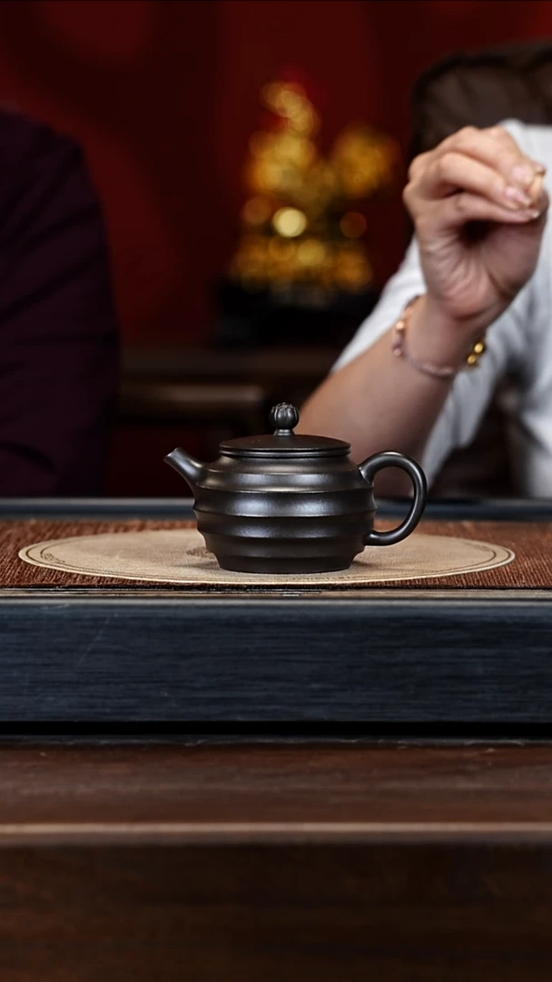 宜兴紫砂LHQ 墨绿 仙韵