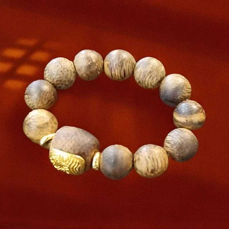 海南莺歌绿奇楠沉香扎基指环【QJ0490030】